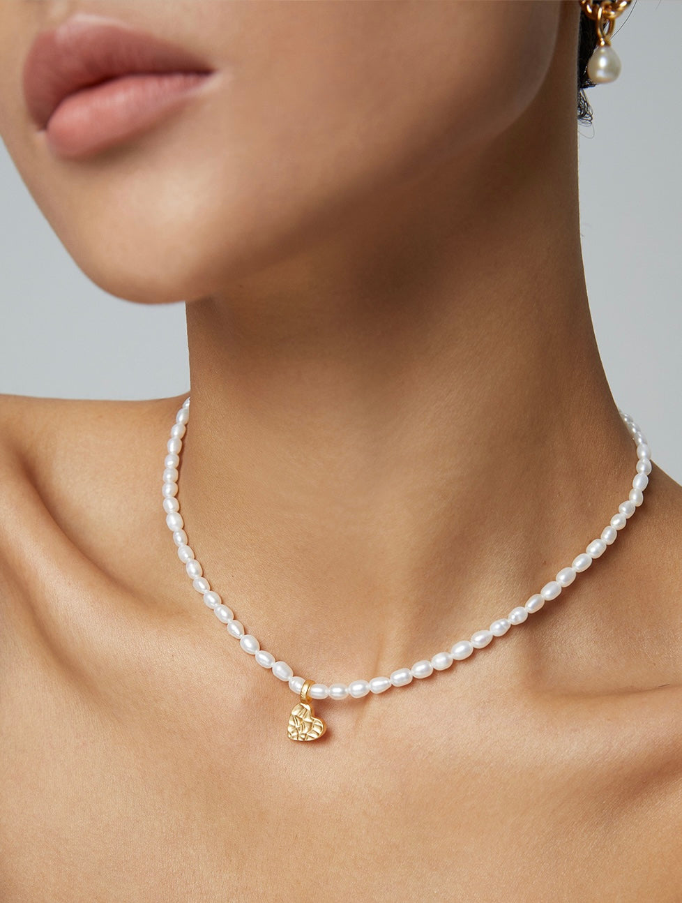 The Heart Pearl Necklace