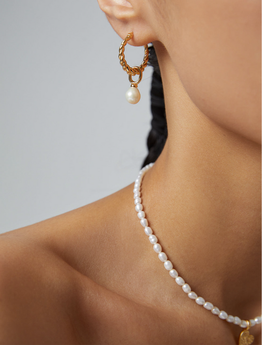 The Heart Pearl Necklace