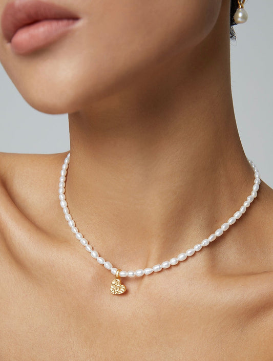 The Heart Pearl Necklace