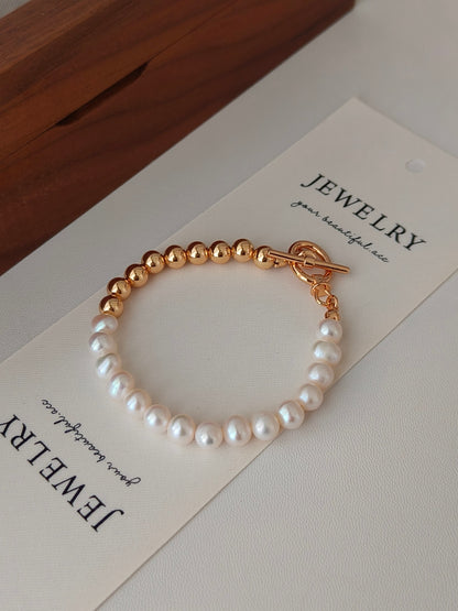 Freshwater pearl bracelet