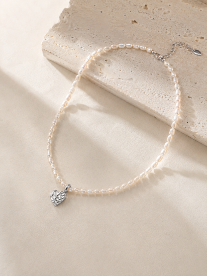 The Heart Pearl Necklace